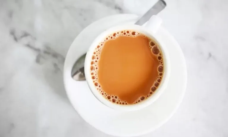 Assam Milk Tea - Ingredients, Recipe, Benefits, Side Effects
